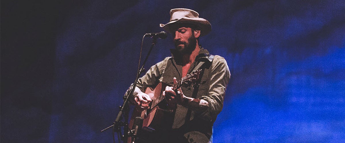 Ray LaMontagne: Just Passing Through